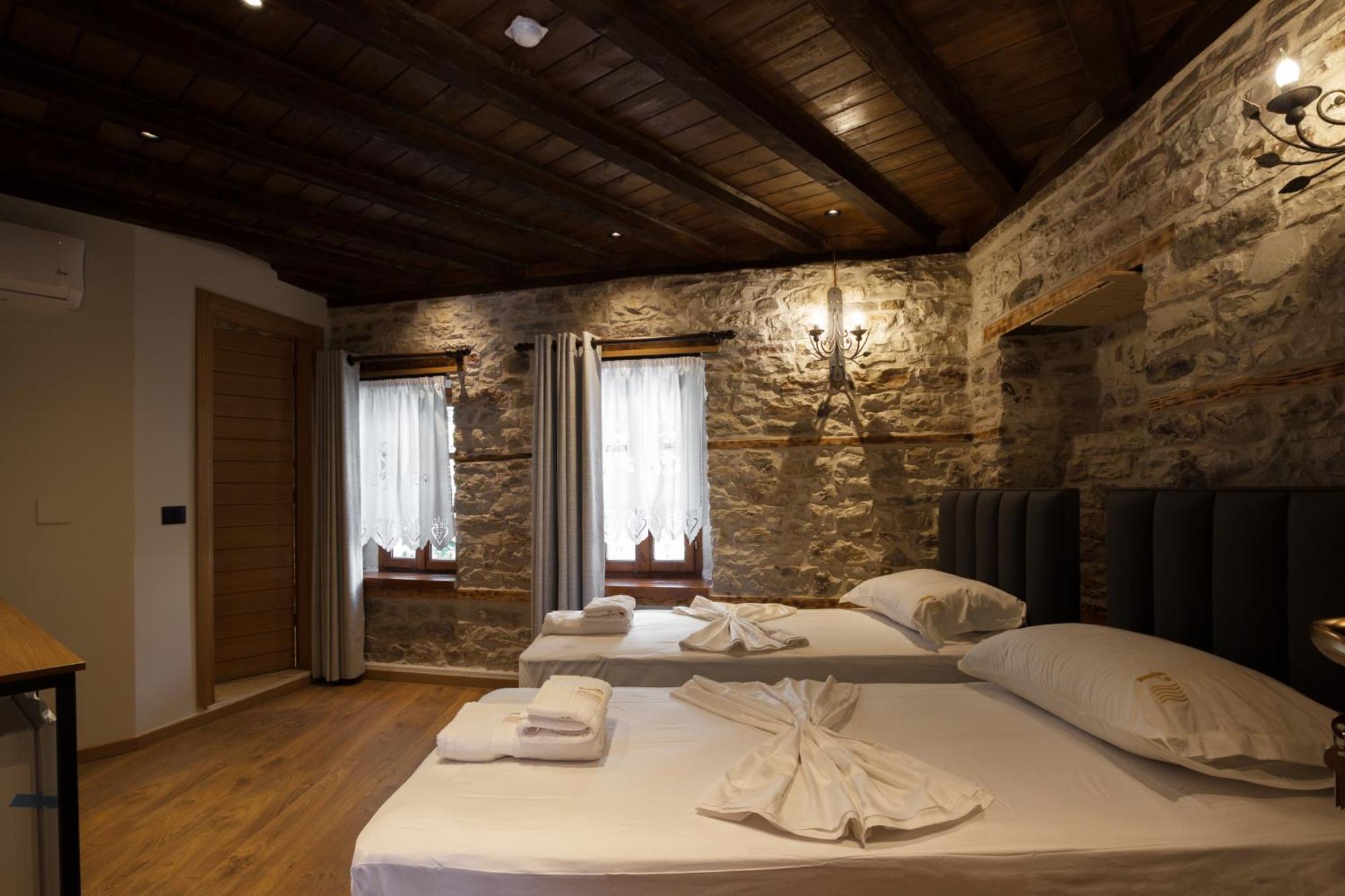 Furra Hotel Gjirokastër Eksteriør bilde