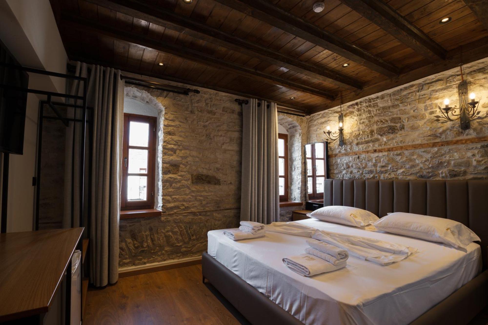 Furra Hotel Gjirokastër Eksteriør bilde
