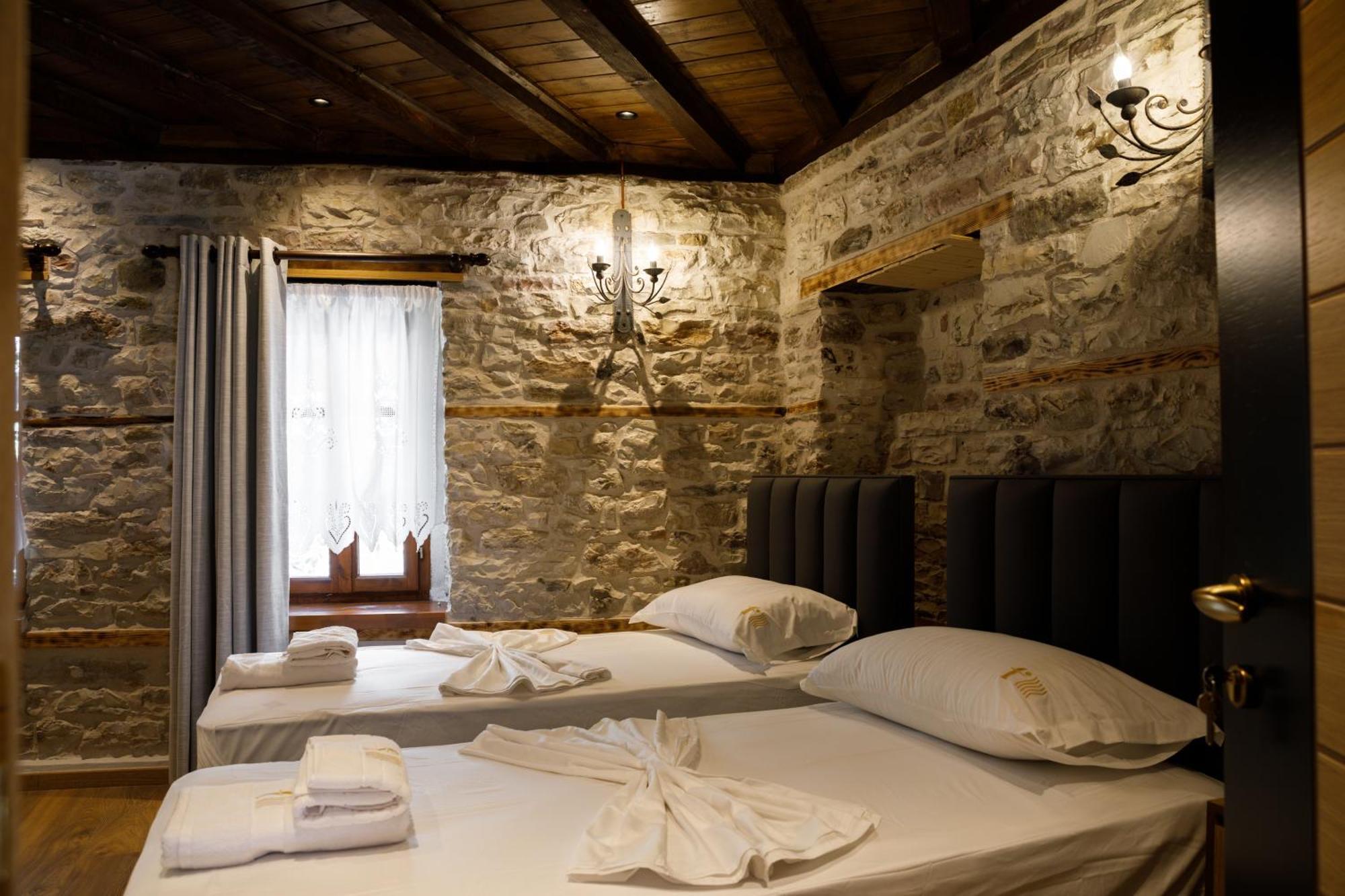 Furra Hotel Gjirokastër Eksteriør bilde