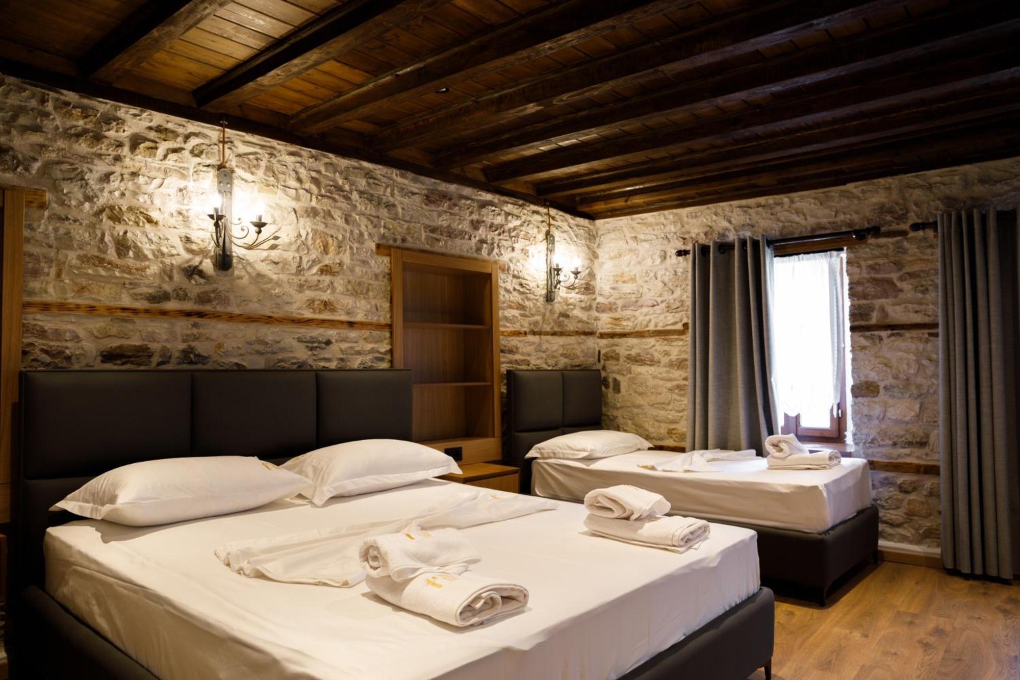 Furra Hotel Gjirokastër Eksteriør bilde